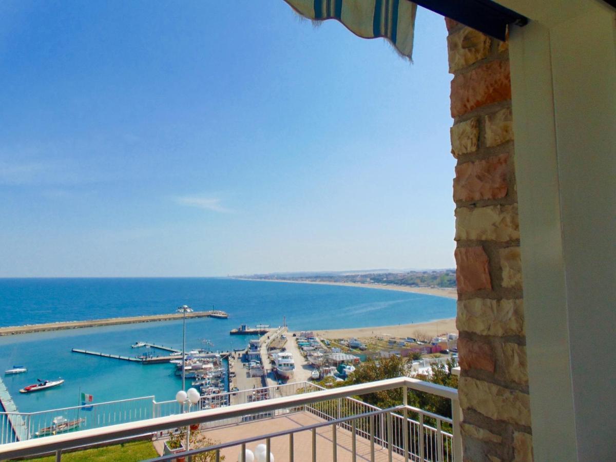 N019 - Numana, Prestigioso Quadrilocale Vista Mare Apartment Exterior photo